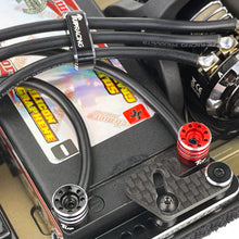 Load image into Gallery viewer, 1UP Racing Heatsink Bullet Plug Grips w/5mm Bullets (Black/Red)